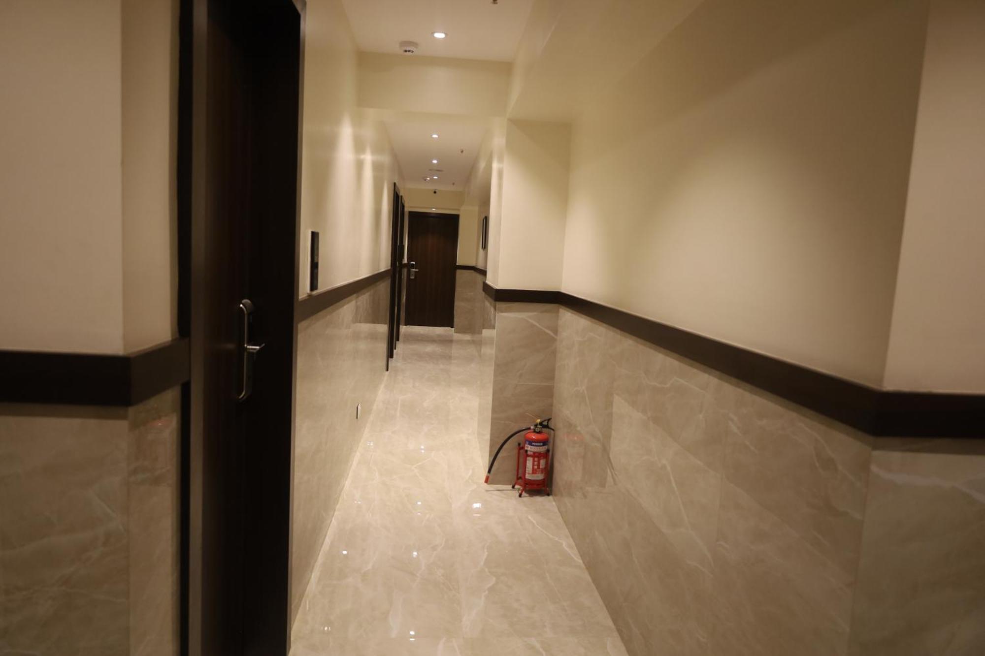 Hotel Prestige Residency Тхане Экстерьер фото