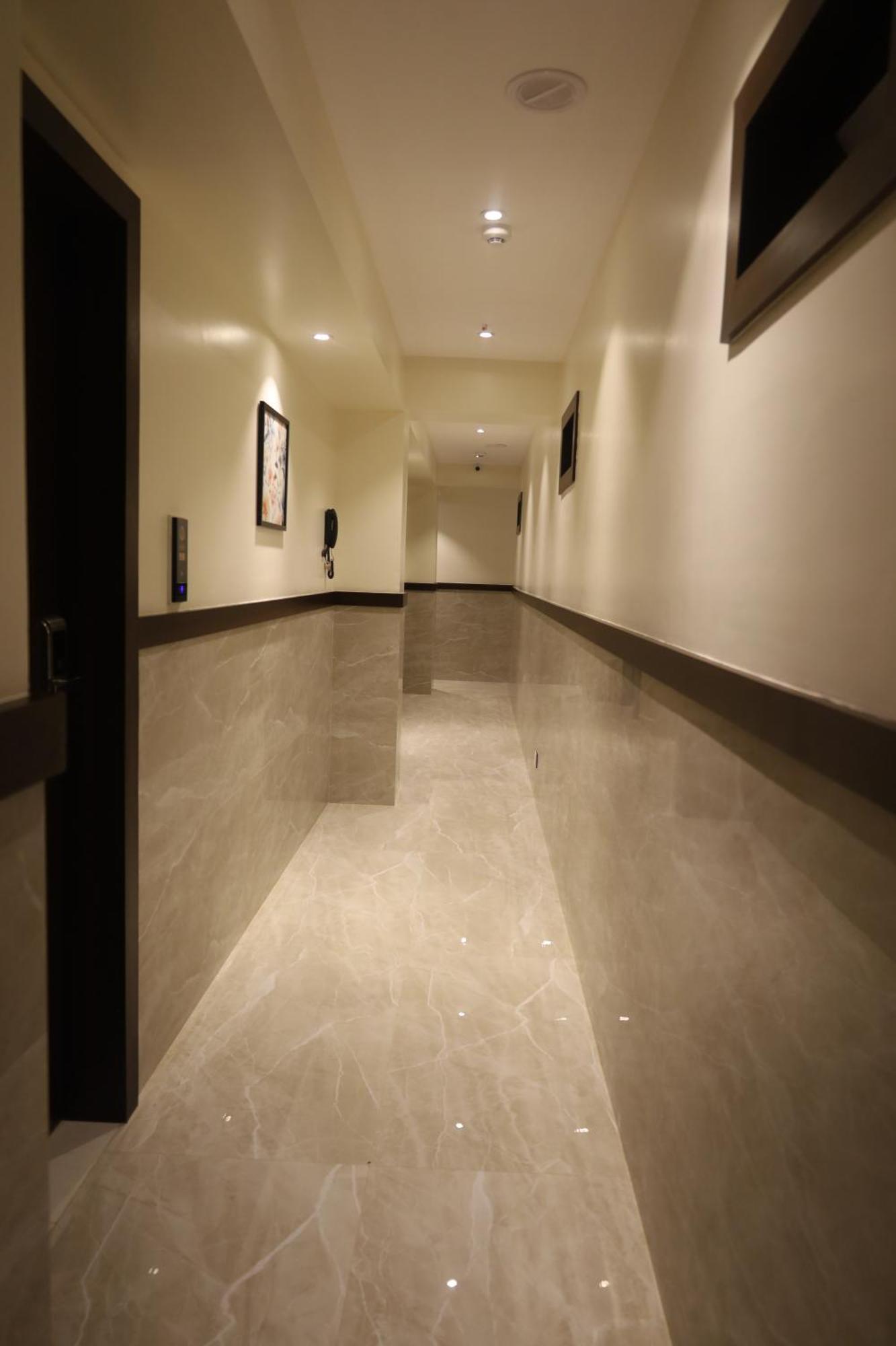Hotel Prestige Residency Тхане Экстерьер фото
